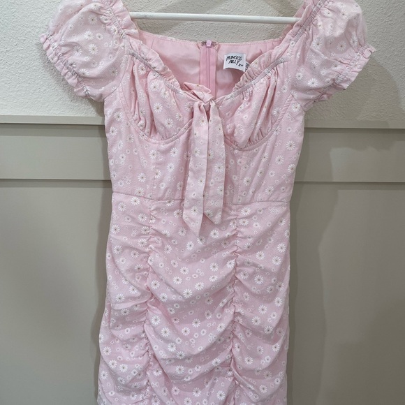 Princess Polly Light Pink Tiny Daisies Print Bow Ruffles  Mini Dress Size 2 - Picture 4 of 8